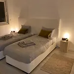 Queen - - Lourinha Вилла Santa Barbara (Lisbon)