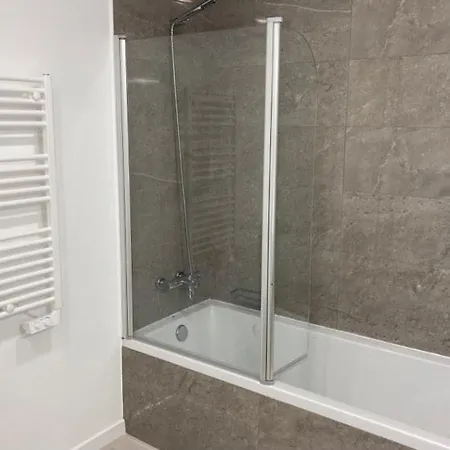 Queen - - Lourinha *