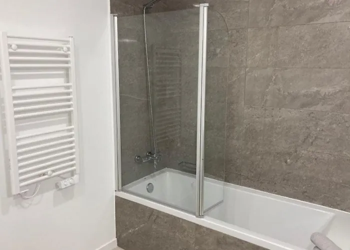 Queen - - Lourinha *